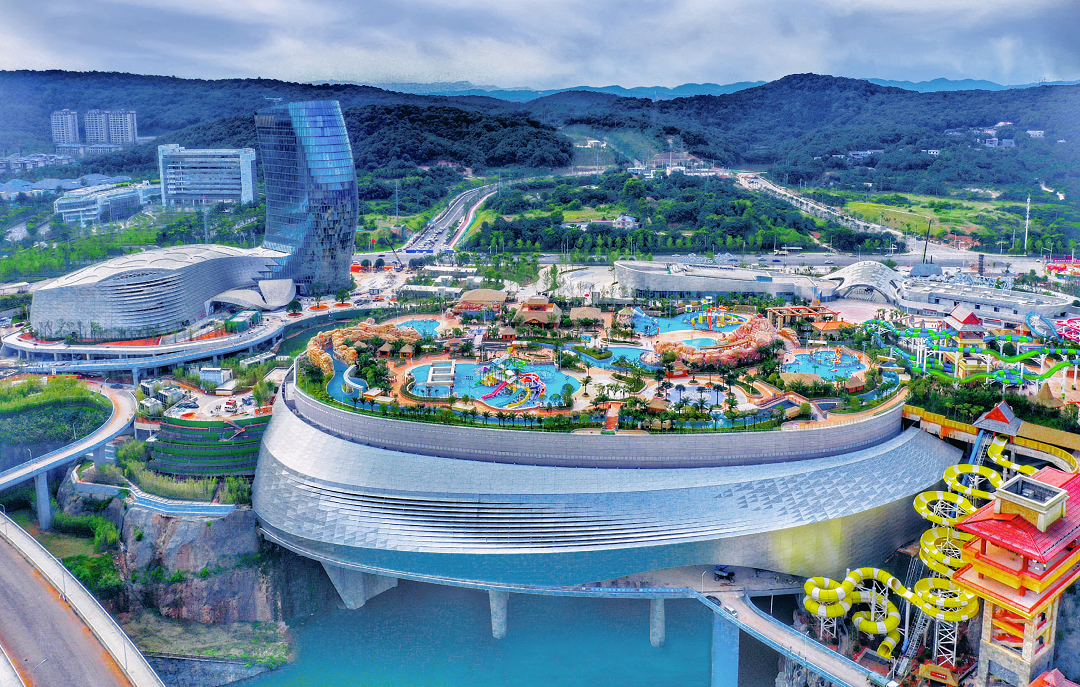 Công trình khai quật mỏ năm 2022 tại **Đà Lạt** - Dự án sản xuất băng tuyết và xử lý nước cho Thế giới Tuyết cùng hệ thống điện và cơ khí nước